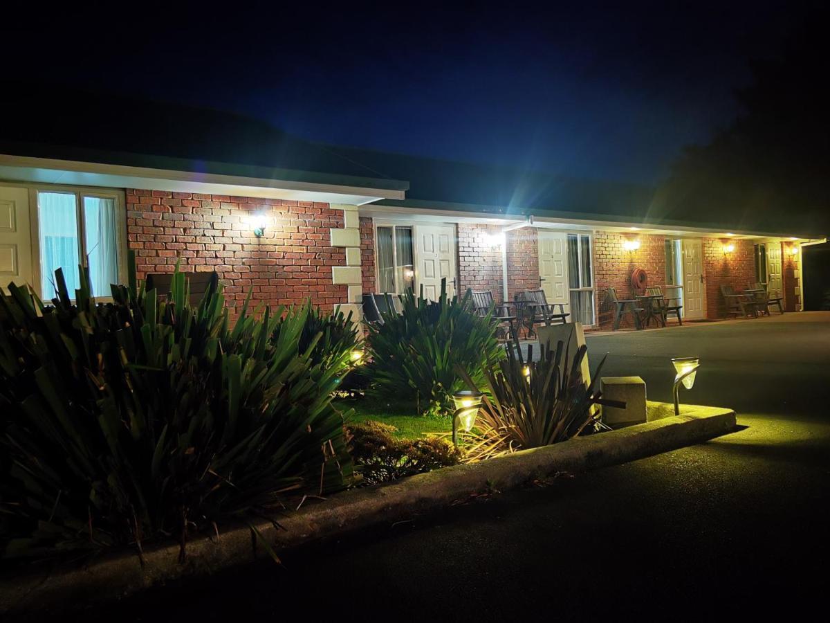 Asure Ambassador Motor Lodge Oamaru Exterior foto