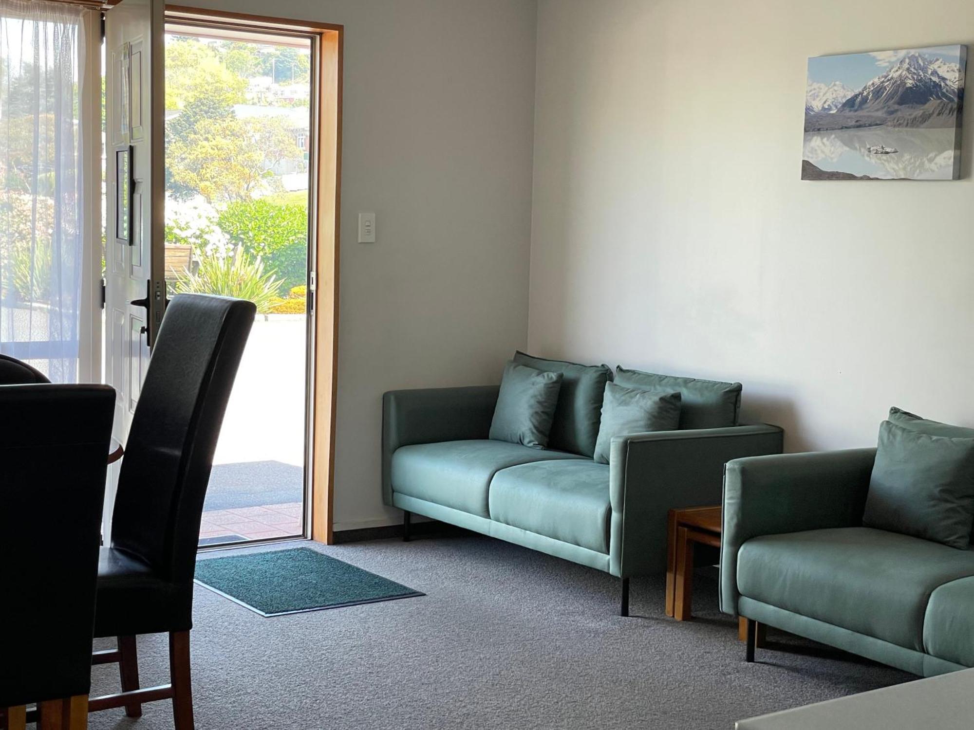Asure Ambassador Motor Lodge Oamaru Exterior foto