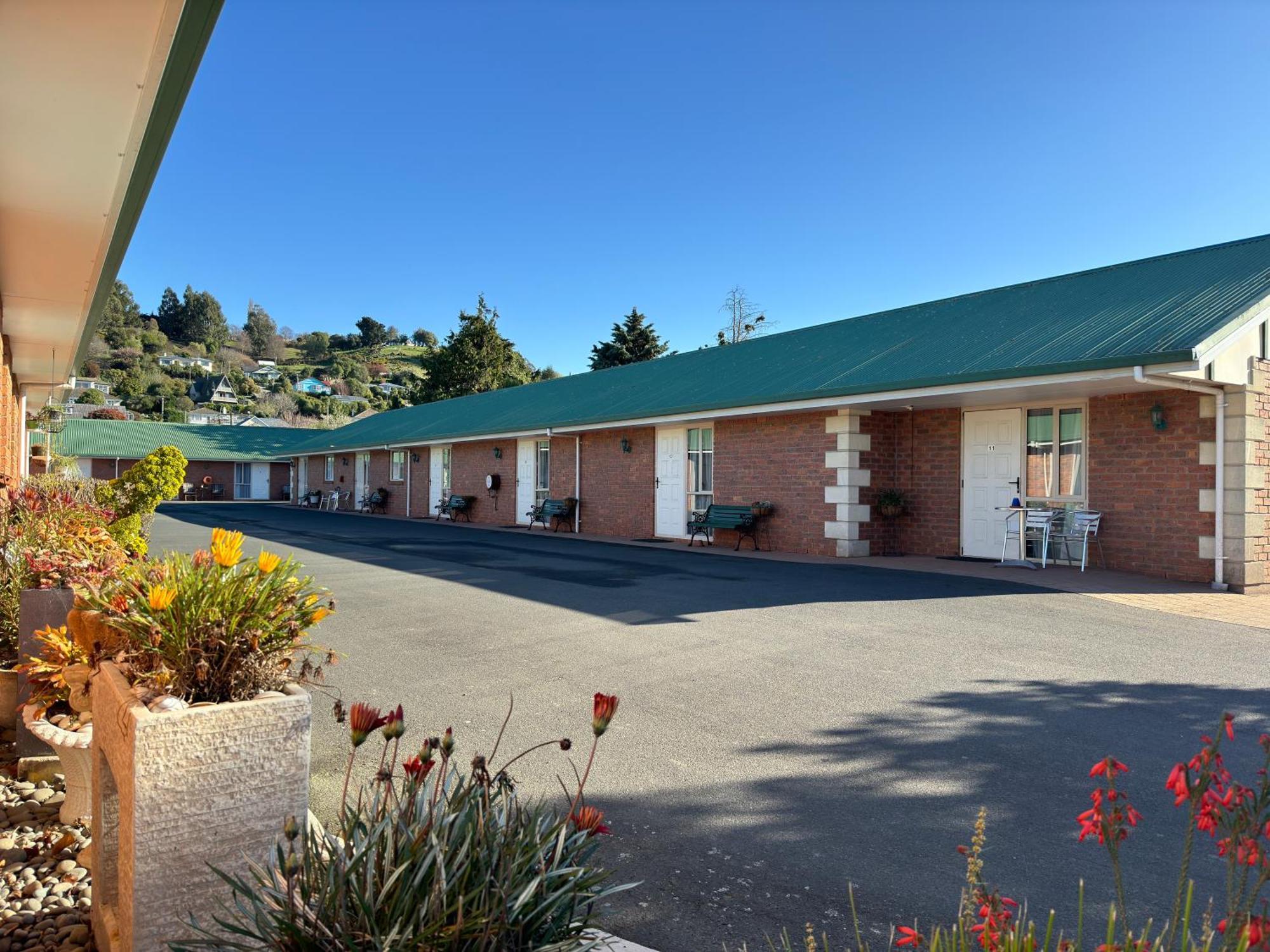 Asure Ambassador Motor Lodge Oamaru Exterior foto