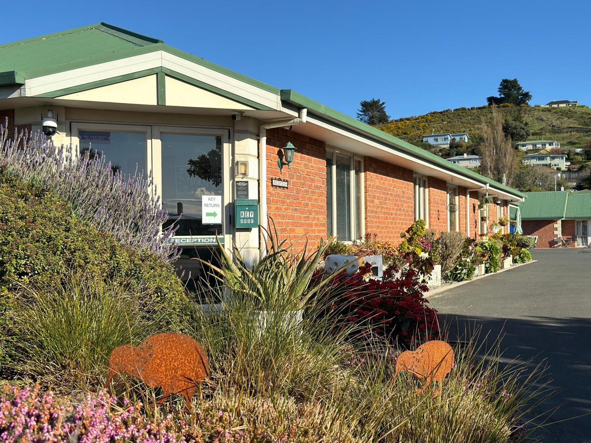 Asure Ambassador Motor Lodge Oamaru Exterior foto